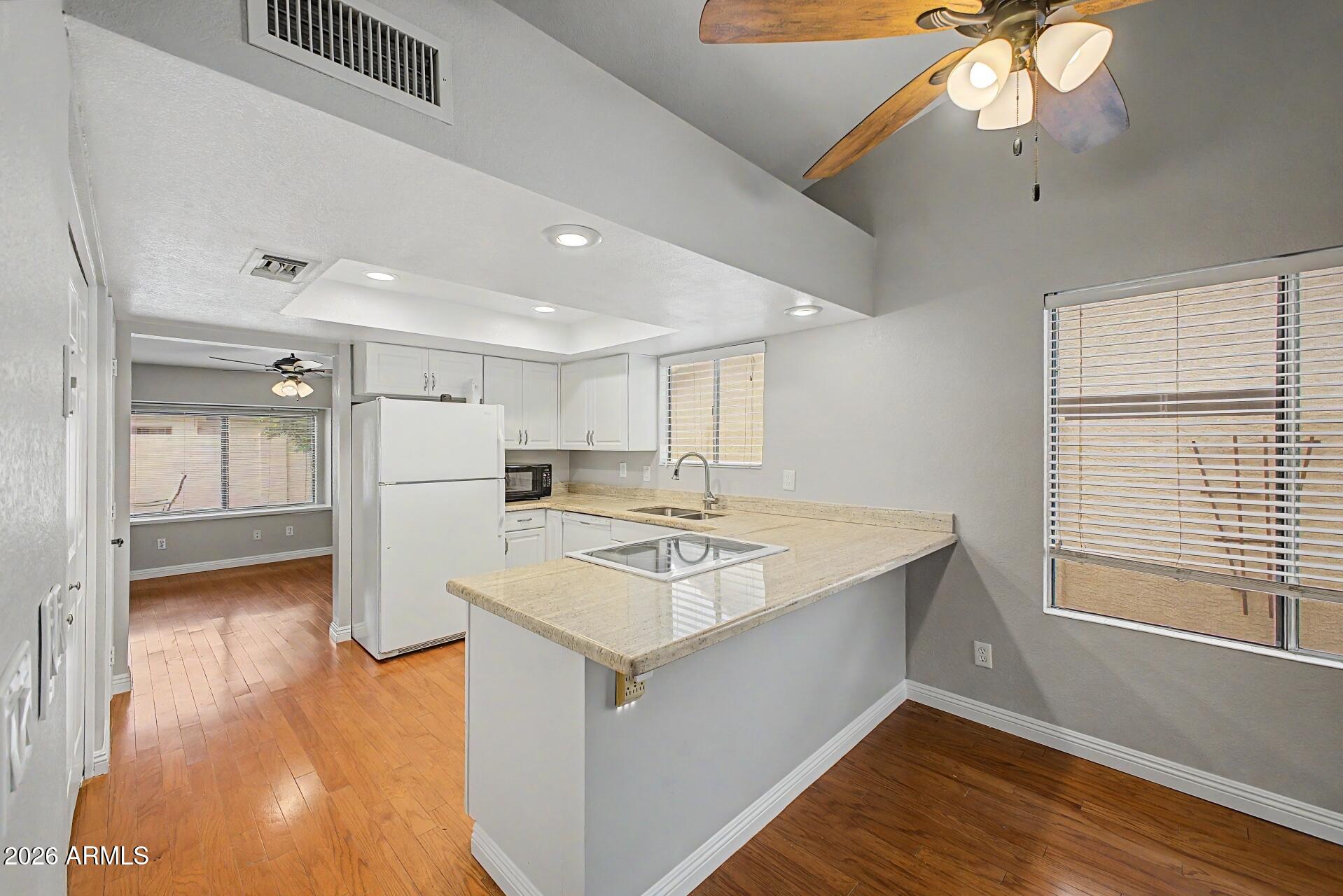542 South Higley Road, Unit 61 Mesa, AZ 85206 - Photo 9 of 44