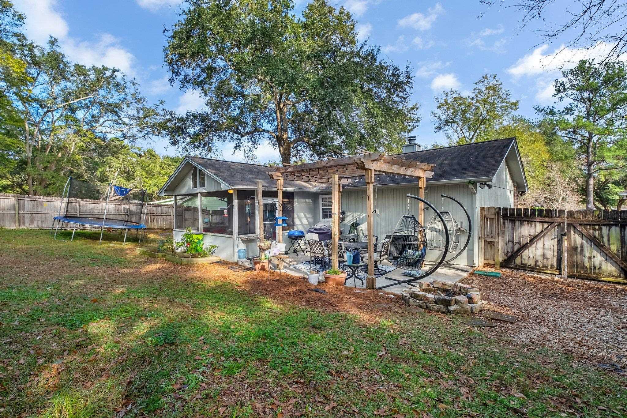 2026 Rob Way Tallahassee, FL 32303 - Photo 4 of 31