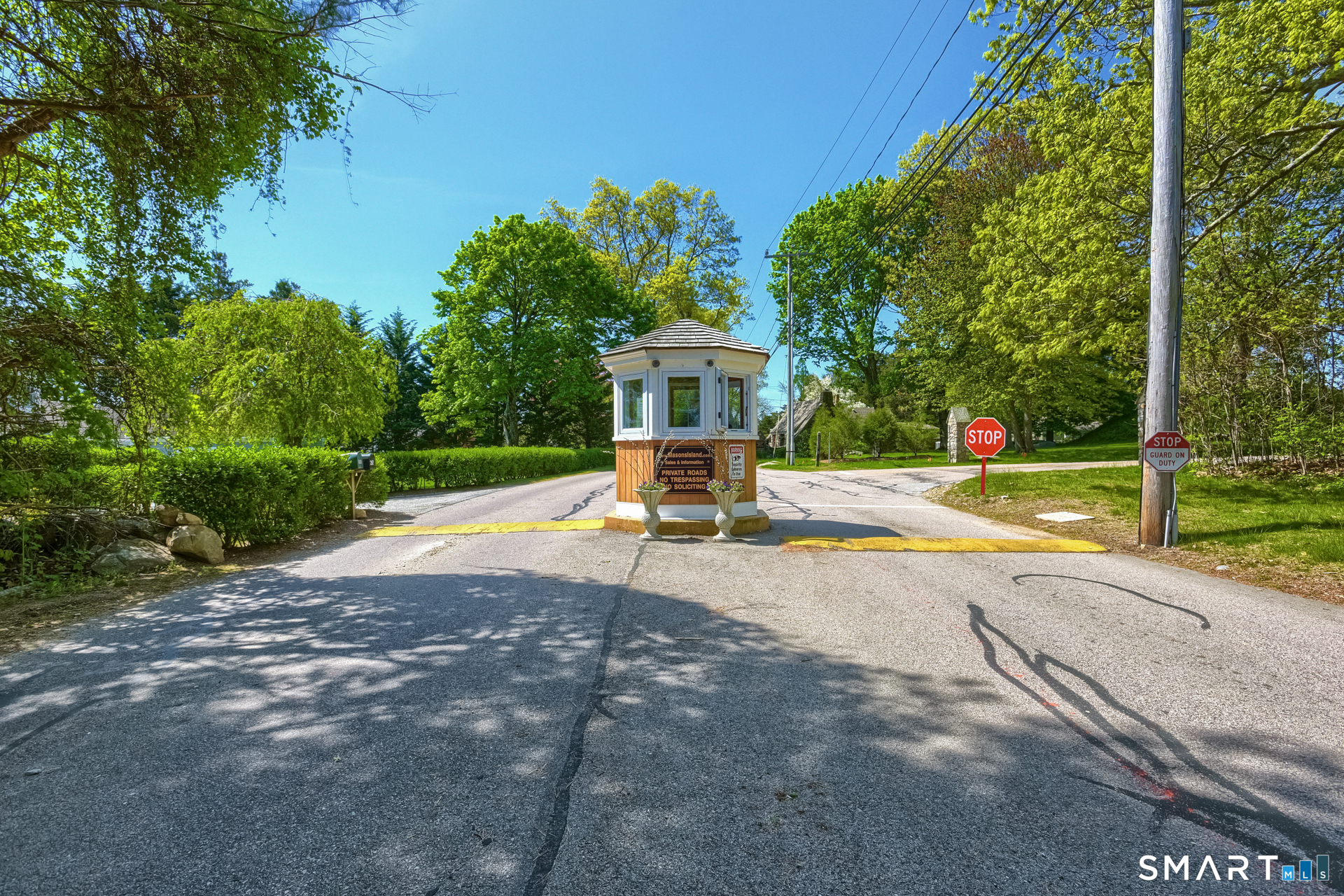 28 Money Point Road Stonington, CT 06355 - Photo 1 of 31