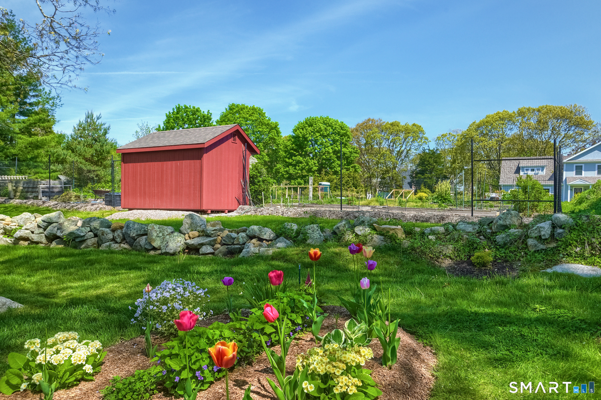 28 Money Point Road Stonington, CT 06355 - Photo 2 of 31