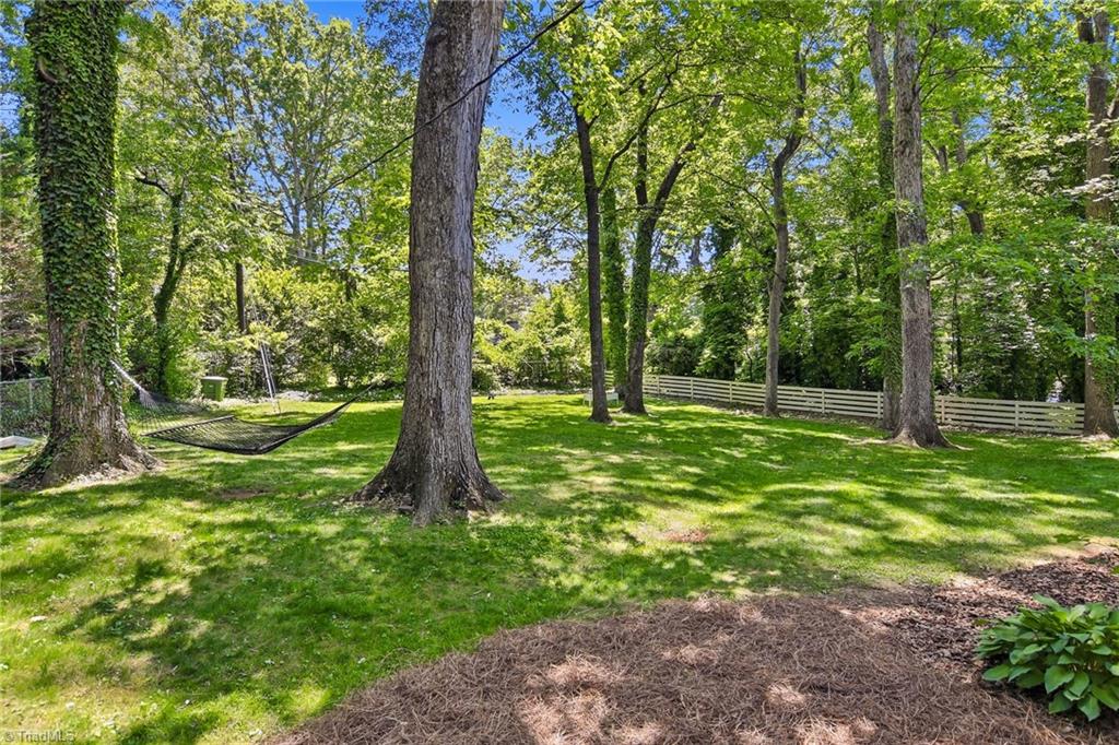 1117 Huntingdon Road Winston-Salem, NC 27104 - Photo 46 of 50