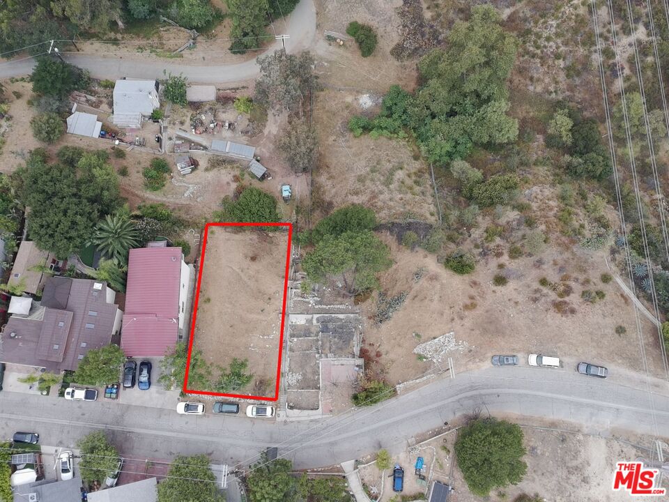 9467 Reverie Road Tujunga, CA 91042 - Photo 7 of 23
