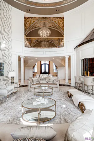 $11,000,000 | 19566 Perkins Road East, Baton Rouge, LA 70810