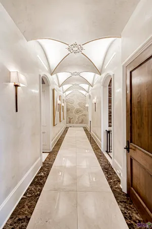 $11,000,000 | 19566 Perkins Road East, Baton Rouge, LA 70810
