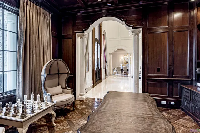 $11,000,000 | 19566 Perkins Road East, Baton Rouge, LA 70810