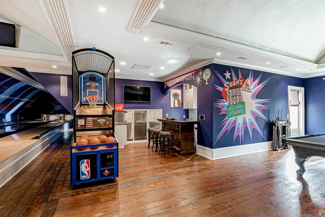 $11,000,000 | 19566 Perkins Road East, Baton Rouge, LA 70810