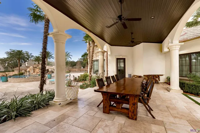 $11,000,000 | 19566 Perkins Road East, Baton Rouge, LA 70810