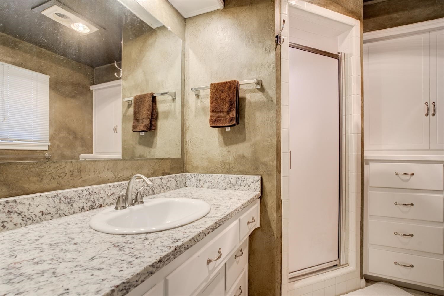 4002 Flint Avenue Lubbock, TX 79413 - Photo 32 of 50 Photo 32