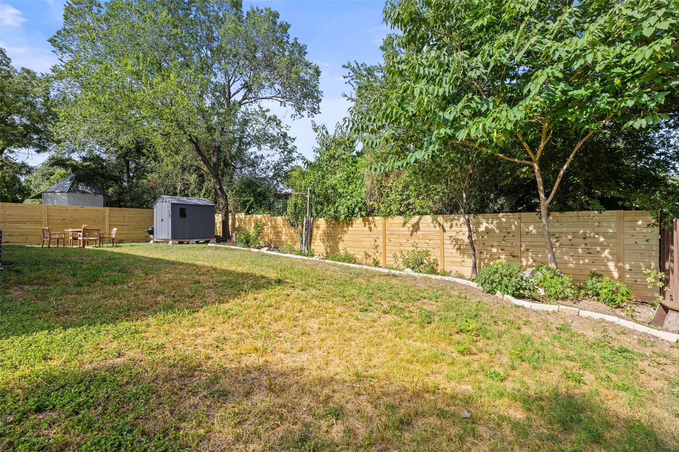 1803 Perez Street Austin, TX 78721 - Photo 37 of 40