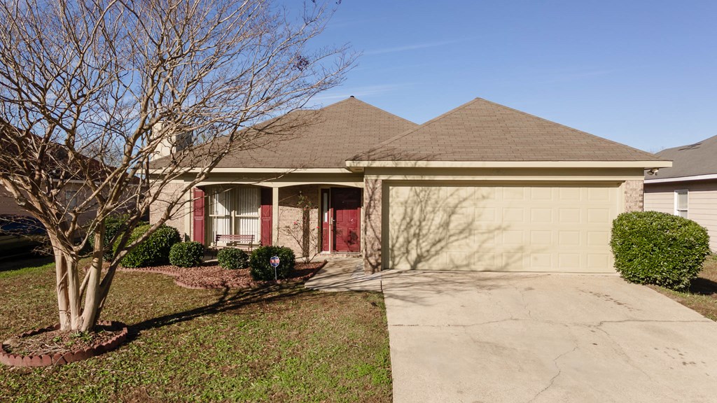 2945 Poppy Seed Loop Columbus, GA 31907 - Photo 3 of 32 Gallery Image 3