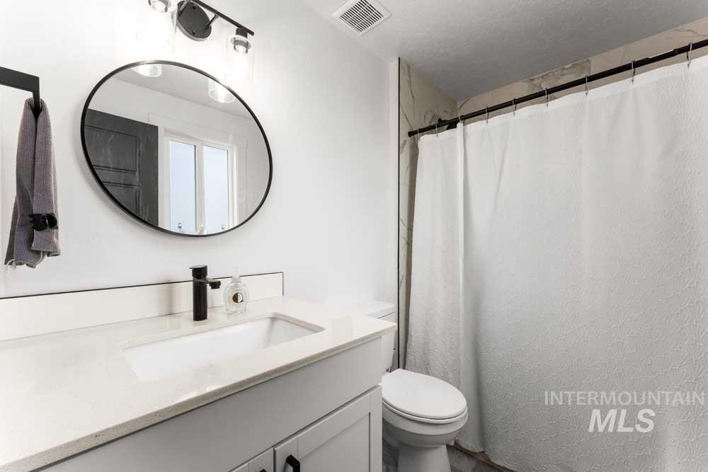 3032 South Chieftain Way Boise, ID 83709 - Photo 14 of 28