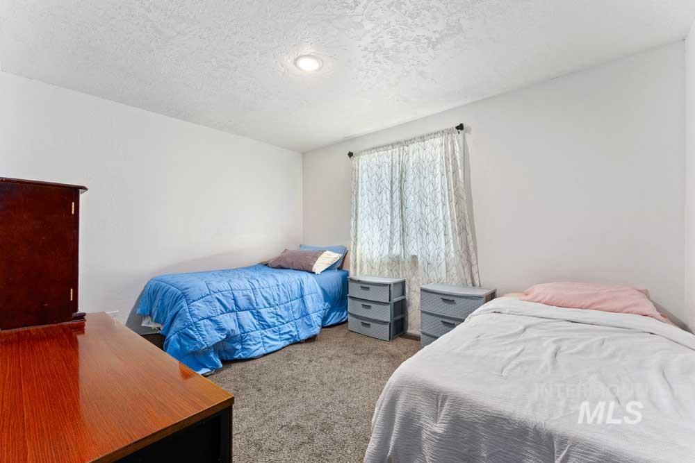3032 South Chieftain Way Boise, ID 83709 - Photo 16 of 28