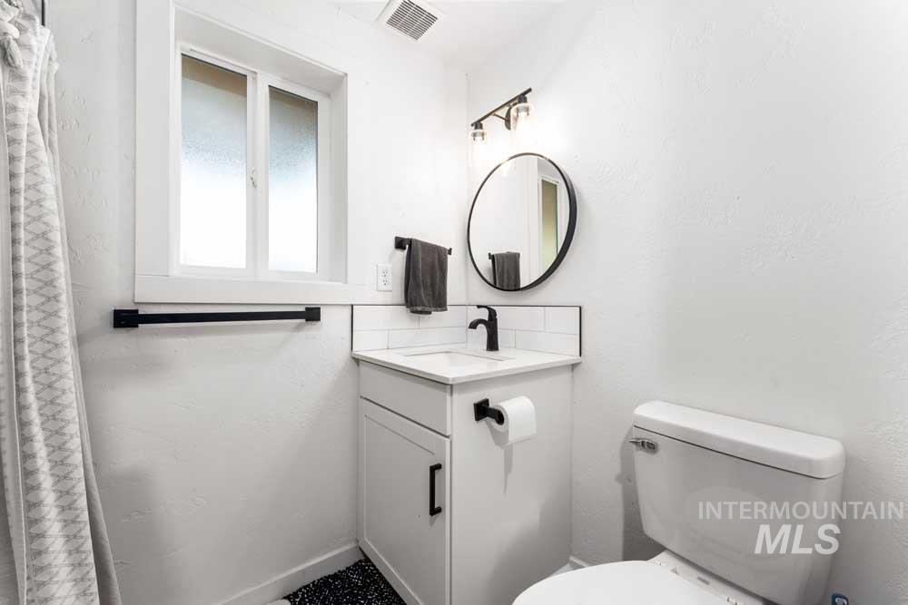 3032 South Chieftain Way Boise, ID 83709 - Photo 18 of 28