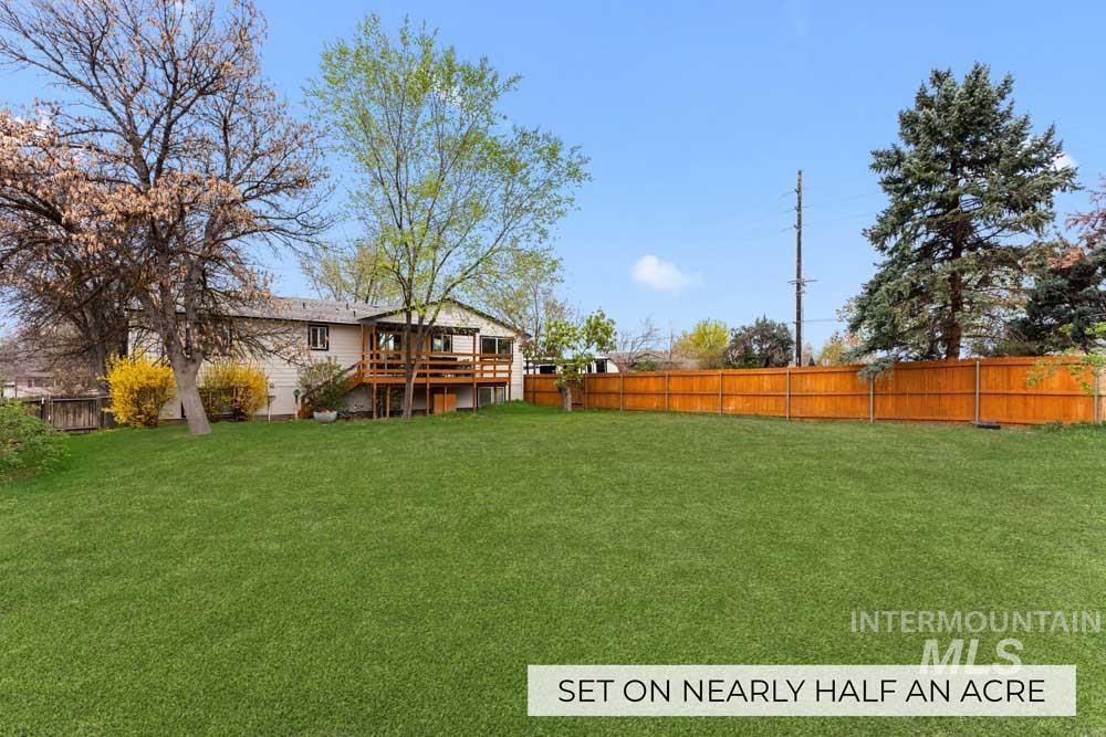 3032 South Chieftain Way Boise, ID 83709 - Photo 2 of 28