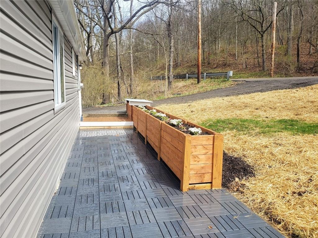 303 McIntyre Road Gibsonia, PA 15044 - Photo 3 of 23 Gallery Image 3
