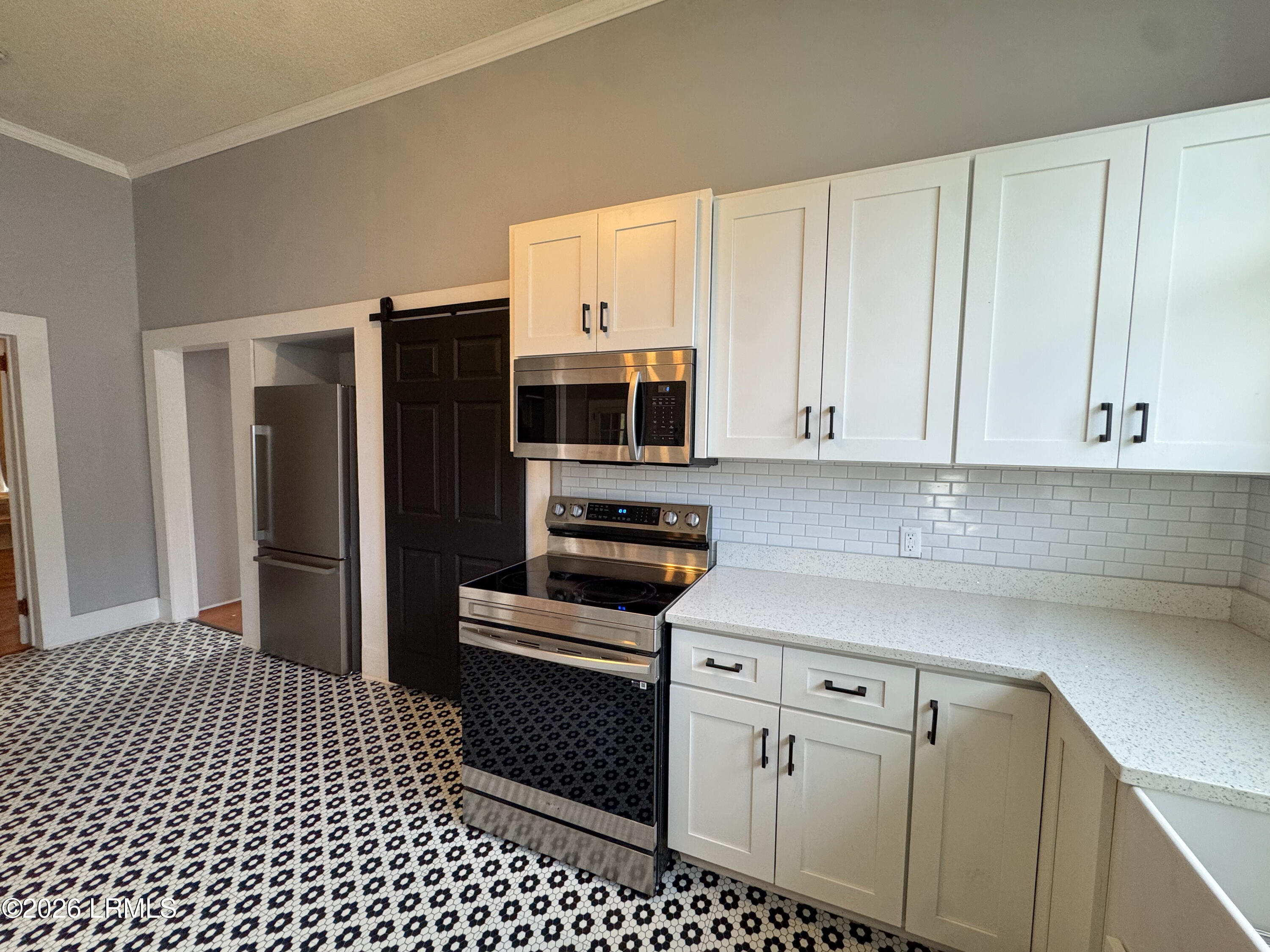 407 Mulberry Street West Hampton, SC 29924 - Photo 12 of 37 real estate presets-44