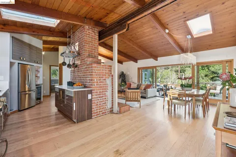 $1,325,000 | 3500 Rubin Drive, Oakland, CA 94602