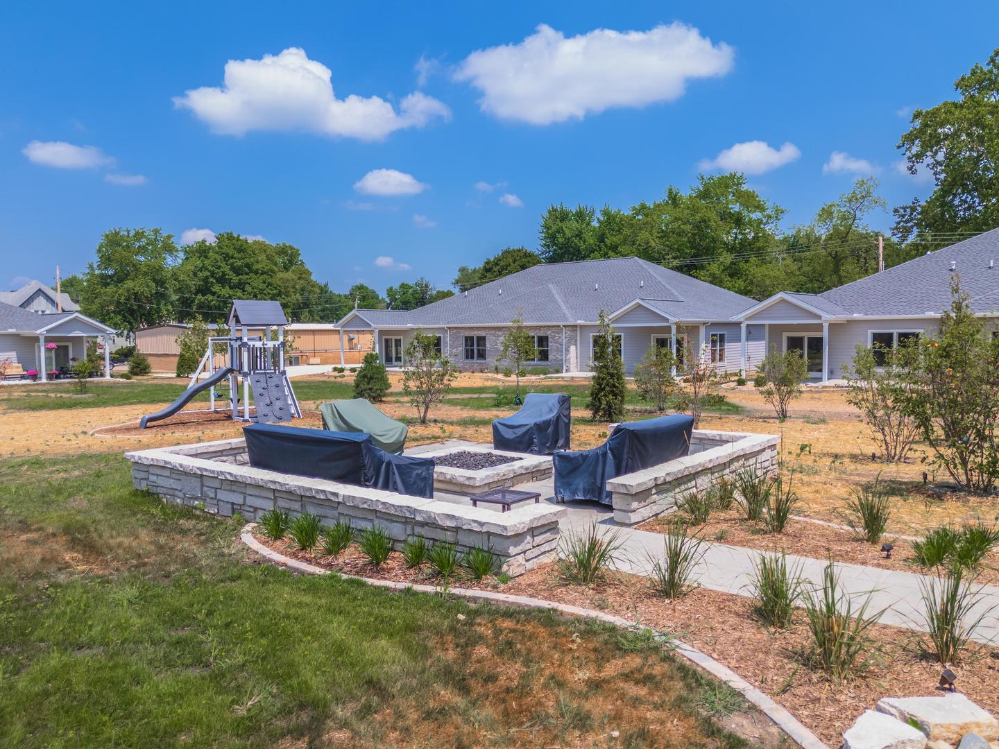 520 South 6th Street Fairbury, IL 61739 - Photo 41 of 42 a view of a swimming pool with lounge chairs in patio