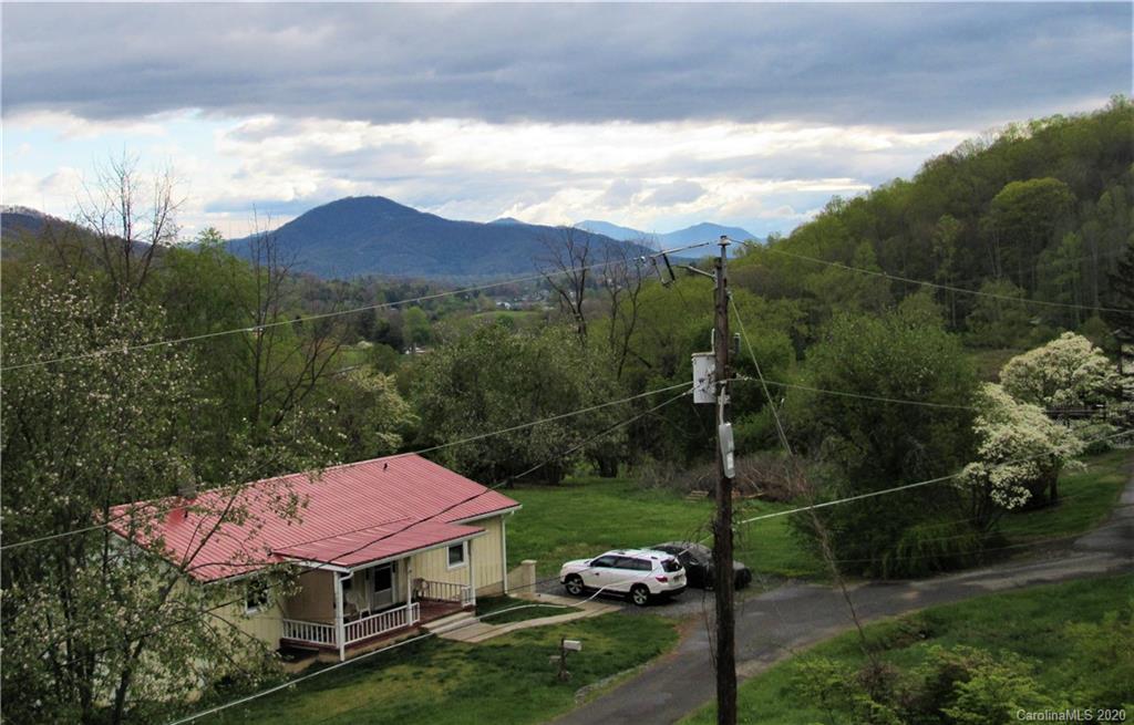 24 Canary Ridge Waynesville, NC 28786 - Photo 3 of 24 Gallery Image 3