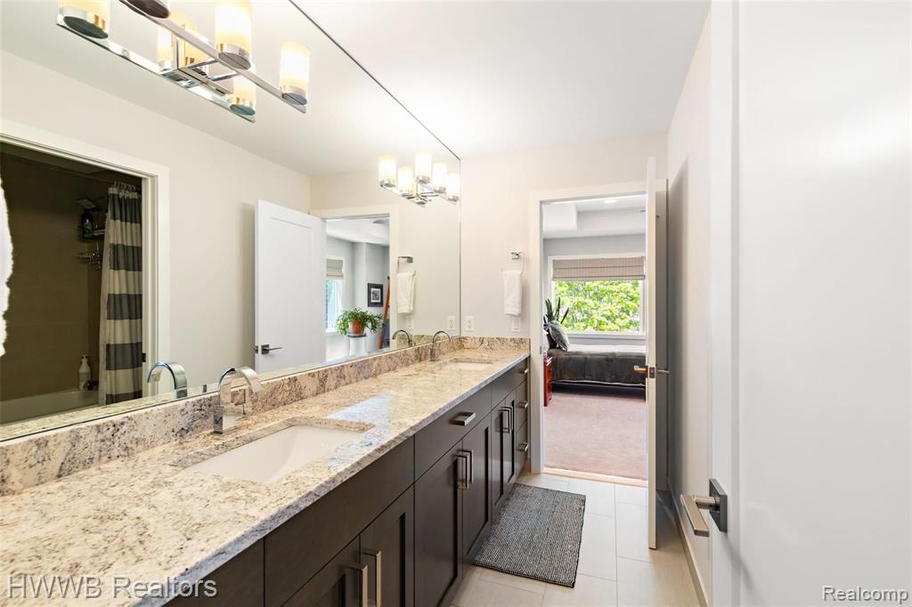 2216 Manchester Road Birmingham, MI 48009 - Photo 26 of 49