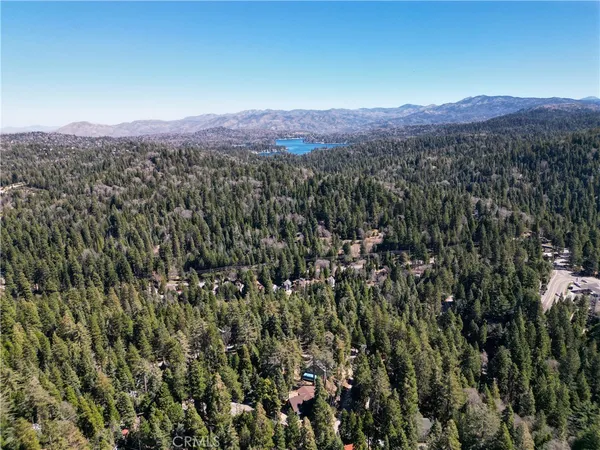 $750,000 | 683 Maxson Drive, Twin Peaks, CA 92391