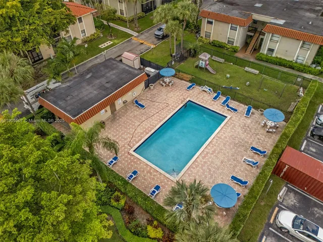 $2,600 | 9730 Hammocks Boulevard, Unit 10128, Miami, FL 33196