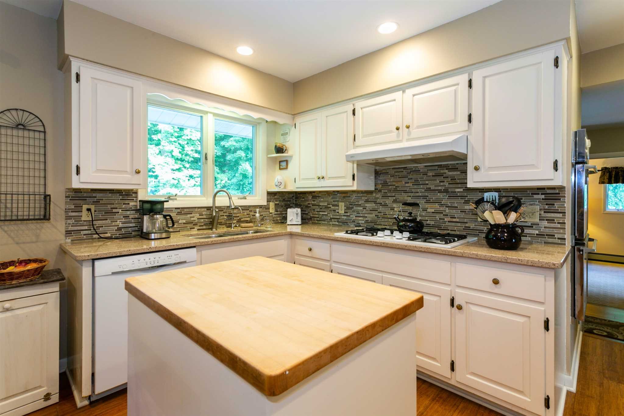 39 Violet Drive Beacon, NY 12508 - Photo 12 of 28