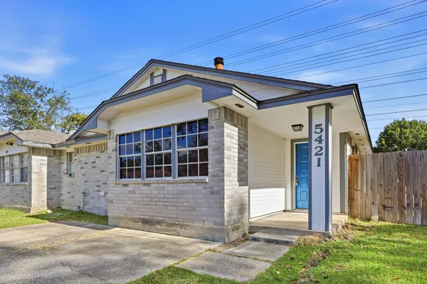 $169,900 | 5421 Diane Court, Spring, TX 77373