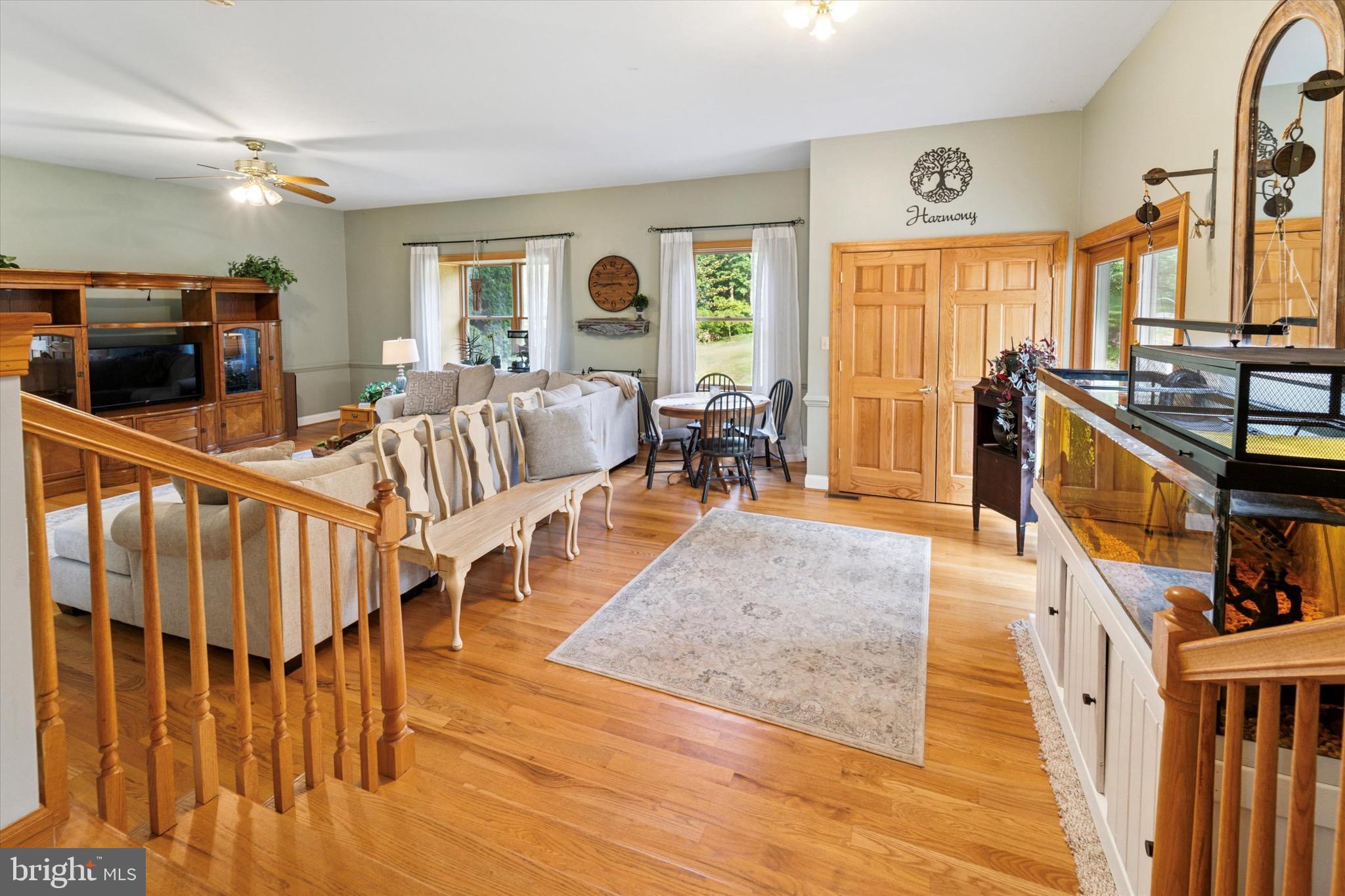 886 Rising Sun Road Telford, PA 18969 - Photo 19 of 48 Great Room
