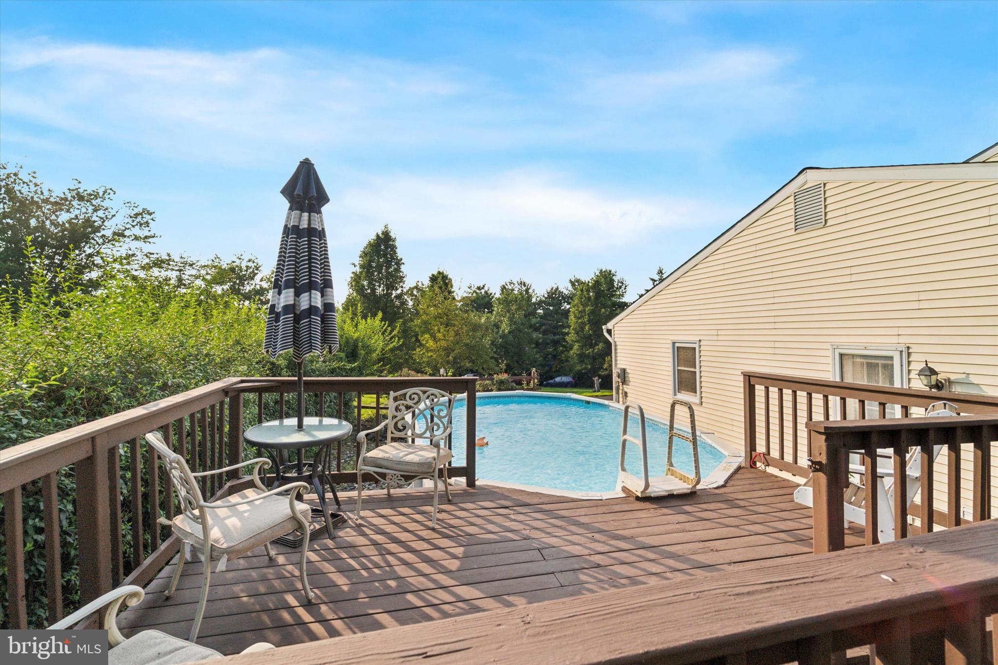 886 Rising Sun Road Telford, PA 18969 - Photo 41 of 48 Pool and Deck