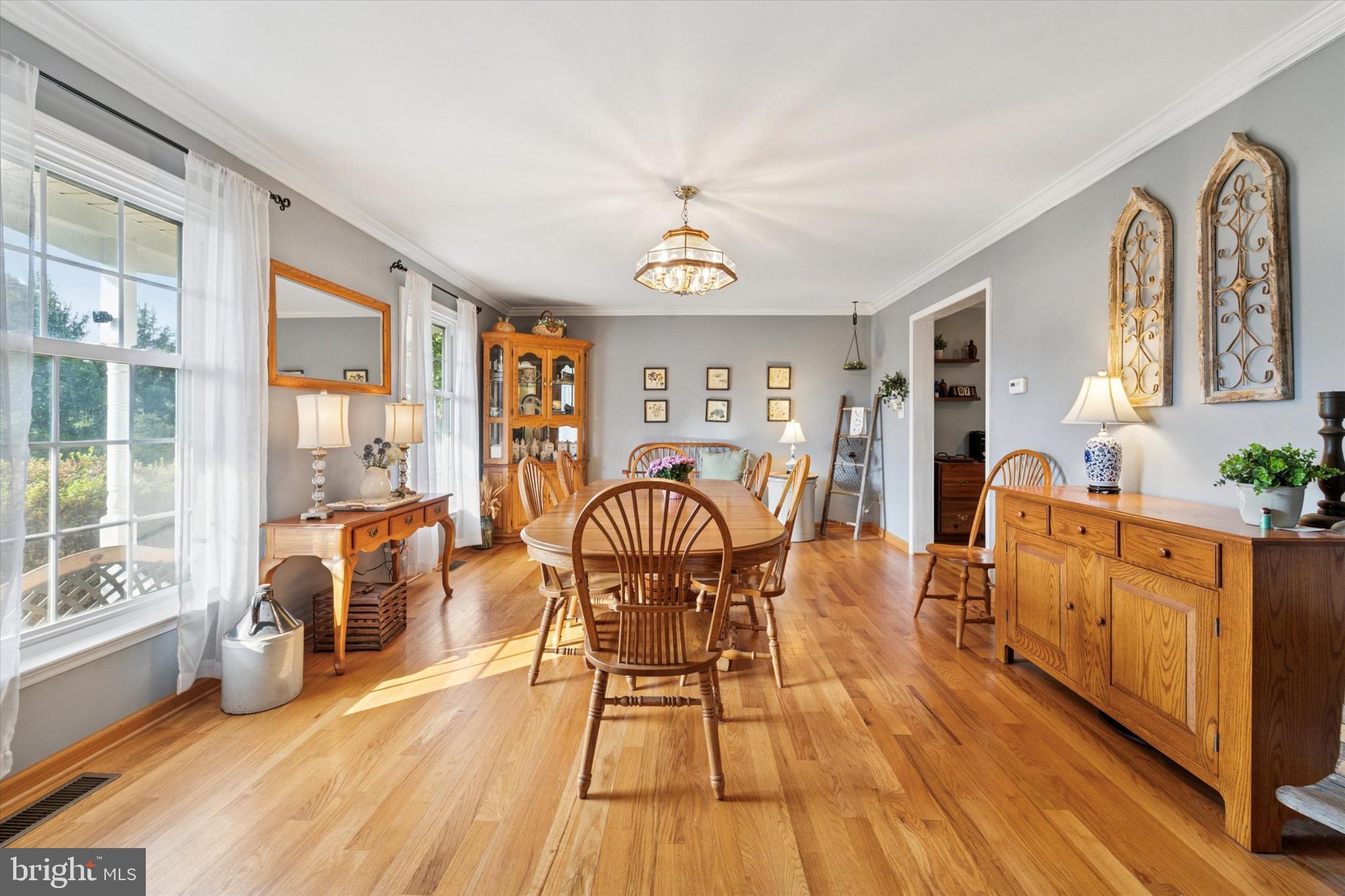886 Rising Sun Road Telford, PA 18969 - Photo 8 of 48 Dining Room