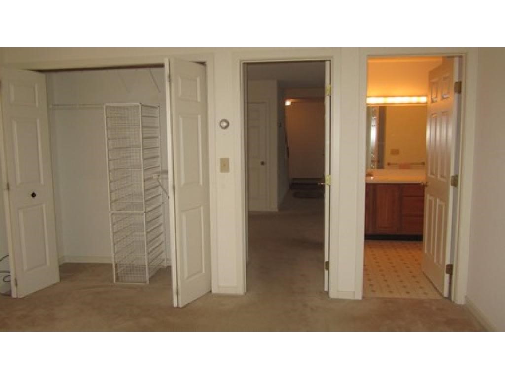 300 Grove Street, Unit 11 Rutland, VT 05701 - Photo 14 of 27 Gallery Image 14