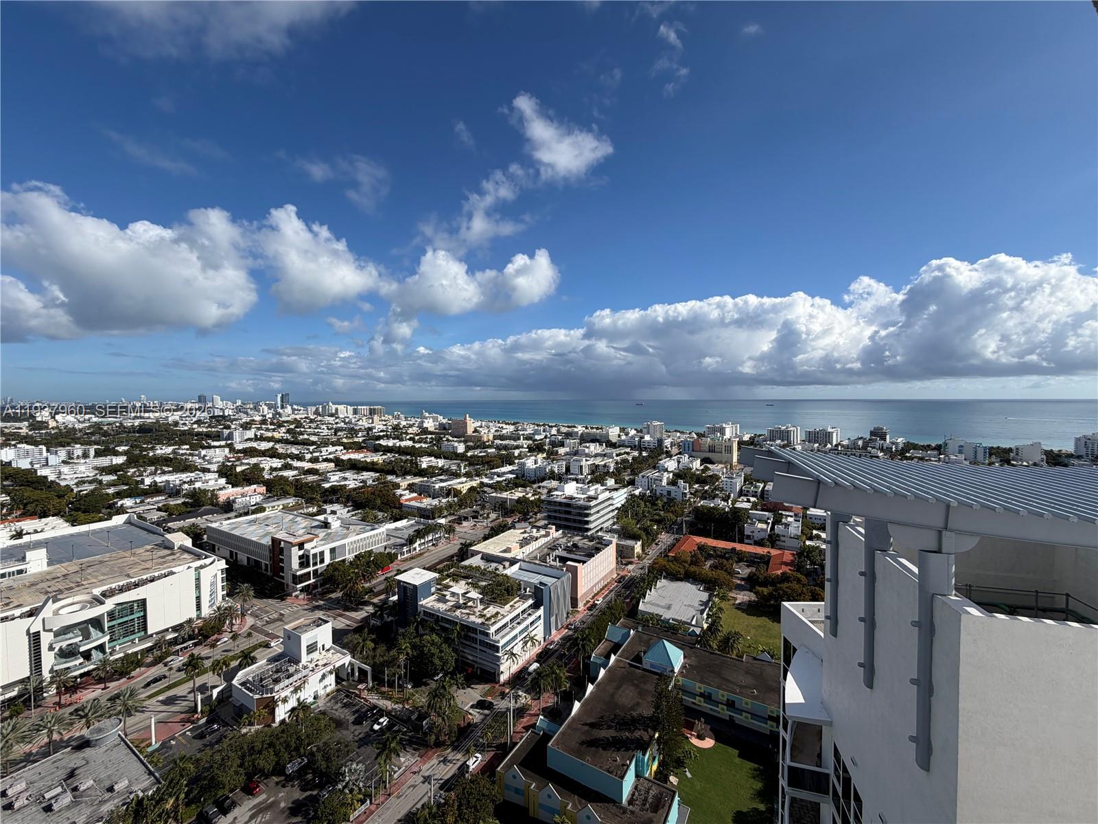 400 Alton Road, Unit LPH3007 Miami Beach, FL 33139 - Photo 44 of 50 Apt View