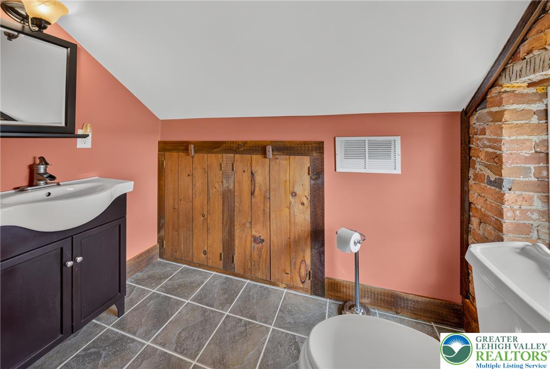 768 Orchard Road Mount Bethel, PA 18343 - Photo 53 of 97