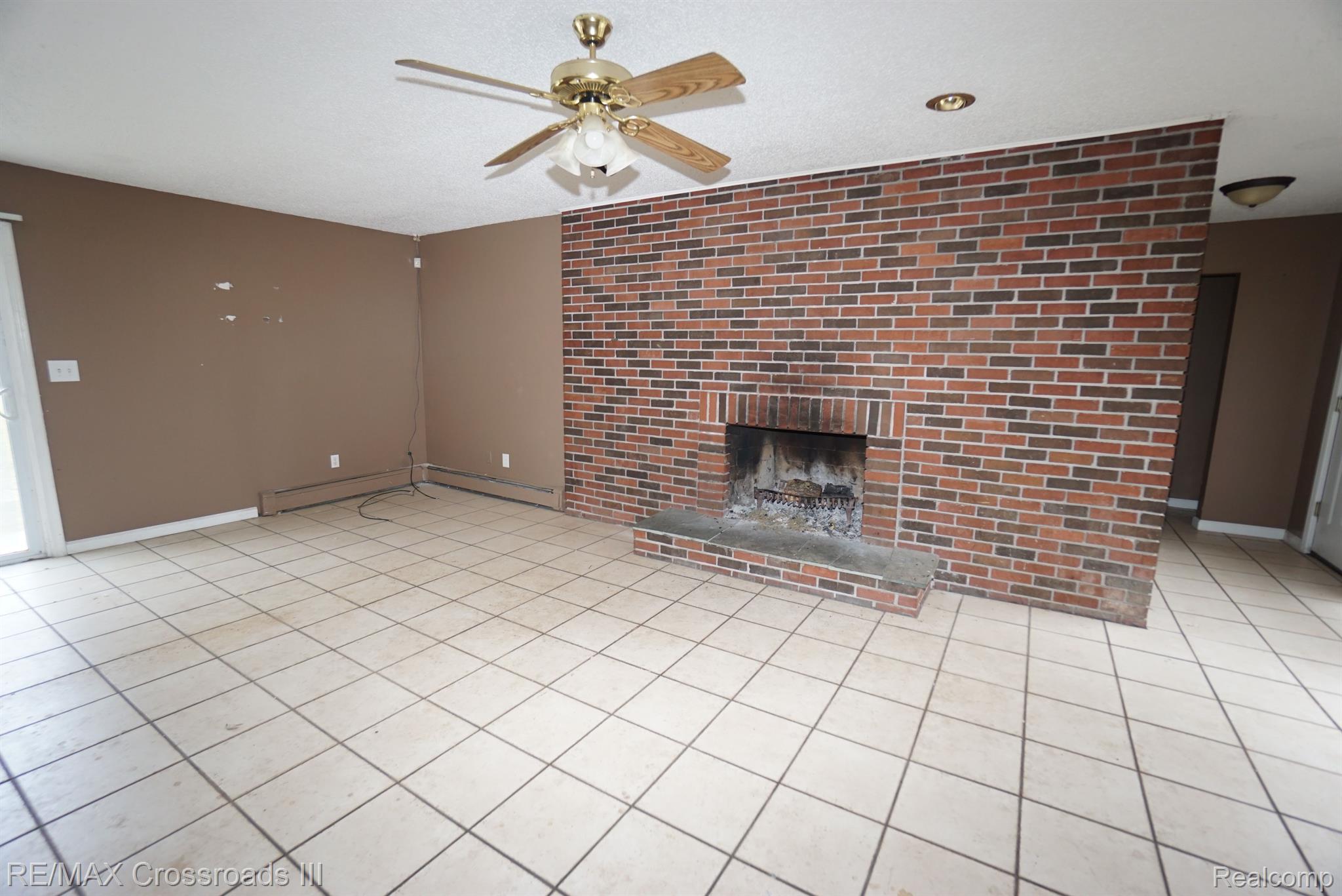 21354 Clark Road Belleville, MI 48111 - Photo 7 of 28 Gallery Image 7
