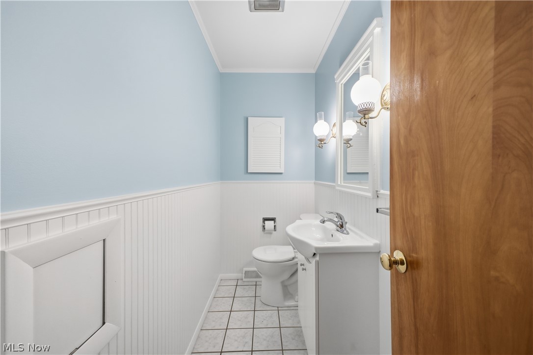 9231 King Graves Road Northeast Warren, OH 44484 - Photo 27 of 50