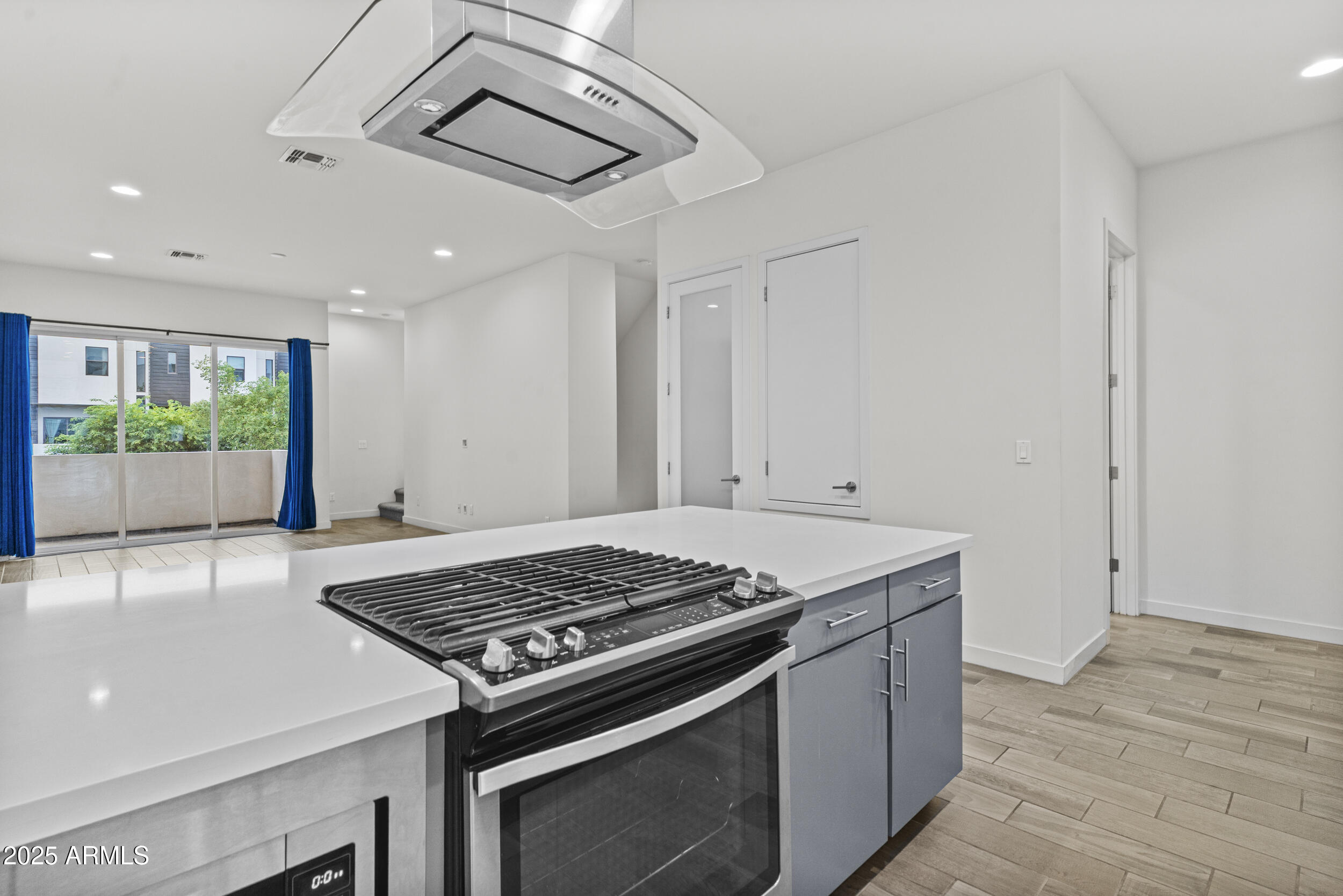 325 East Coronado Road, Unit 8 Phoenix, AZ 85004 - Photo 13 of 35 325 E Coronado - 13_dsc00591