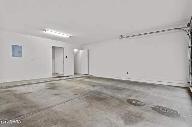 $2,700 | 325 East Coronado Road, Unit 8, Phoenix, AZ 85004