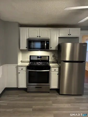 $1,900 | 322 Bassett Street, Unit 2, New Haven, CT 06511