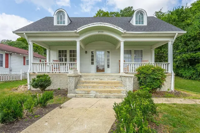 $315,000 | 2909 East Crescent Circle, Chattanooga, TN 37407