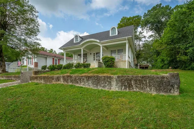 $315,000 | 2909 East Crescent Circle, Chattanooga, TN 37407