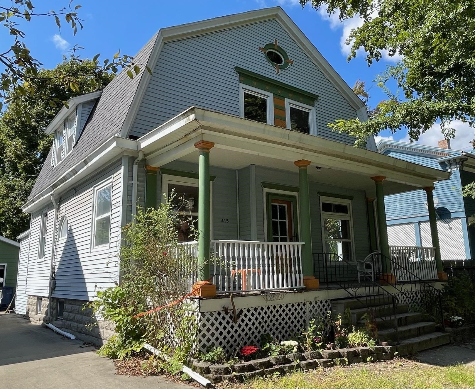 415 North Sheridan Street Bay City, MI 48708 - Photo 1 of 26