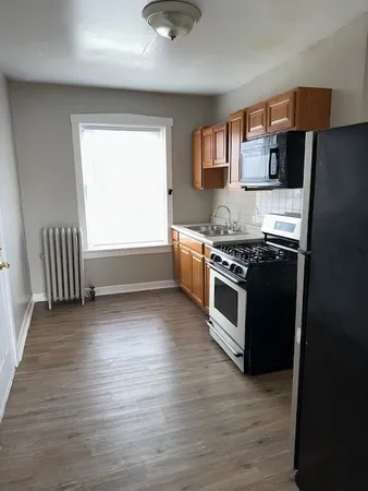 $1,550 | 4052 West Dickens Avenue, Unit 1A, Chicago, IL 60639
