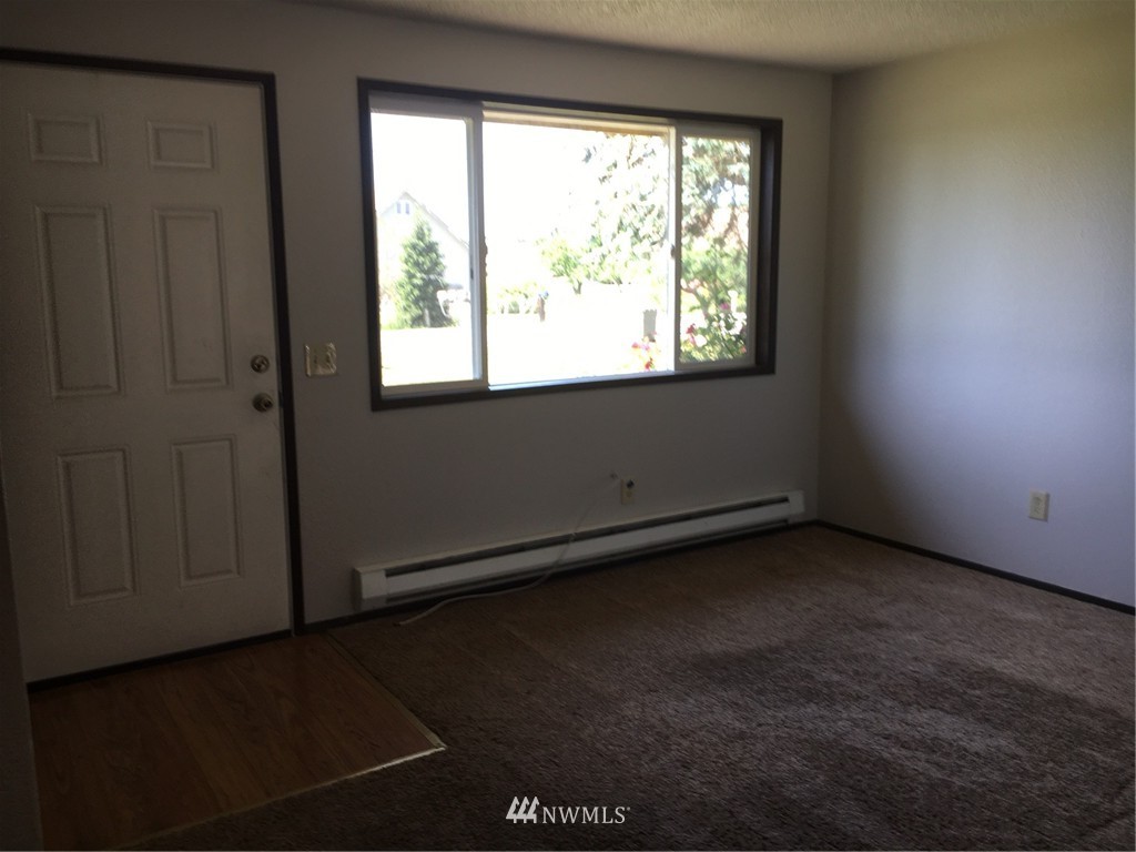 13075-13079 Avon Allen Road Mount Vernon, WA 98273 - Photo 4 of 25 Gallery Image 4