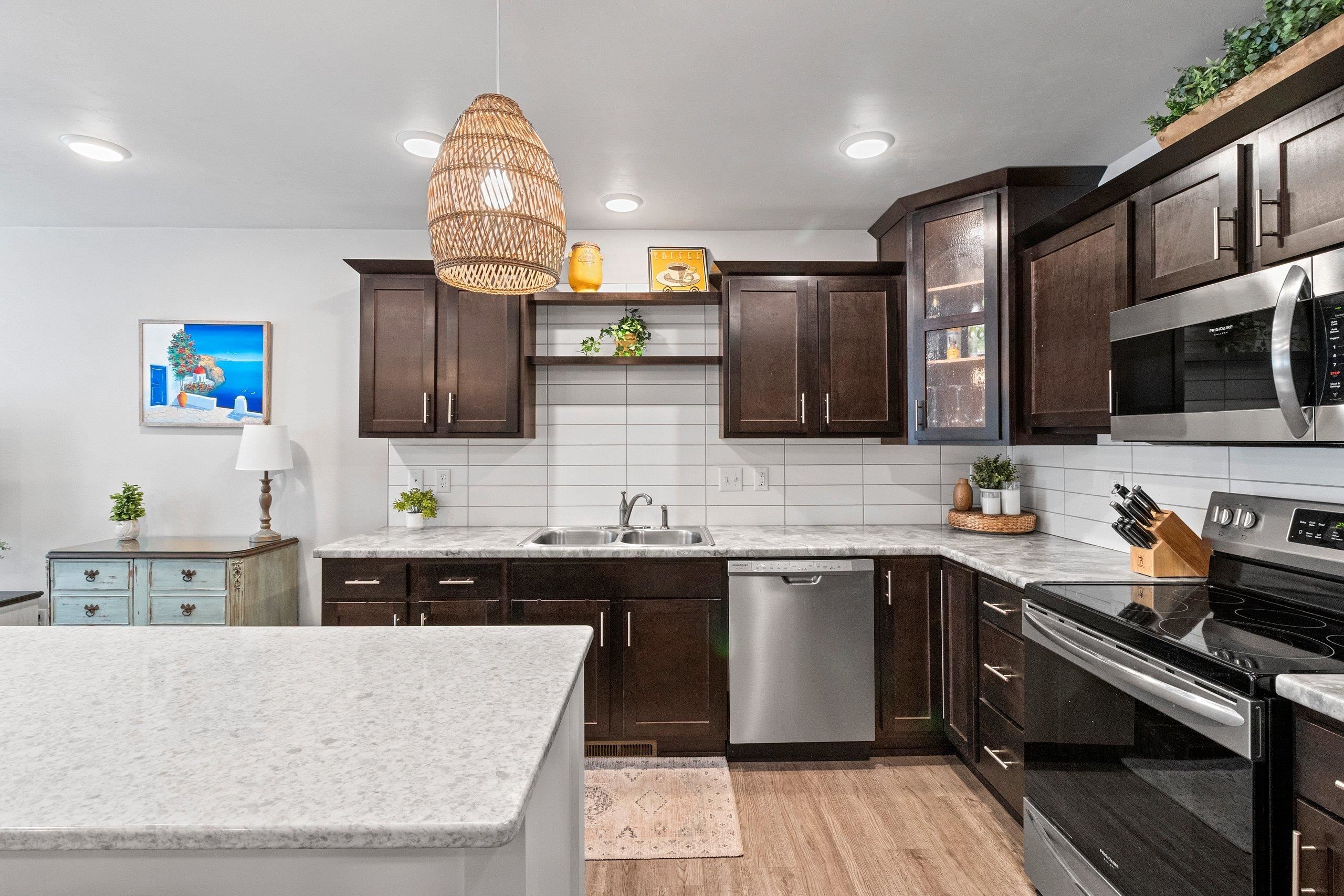 224 South Jackson Street Green Bay, WI 54301 - Photo 15 of 55