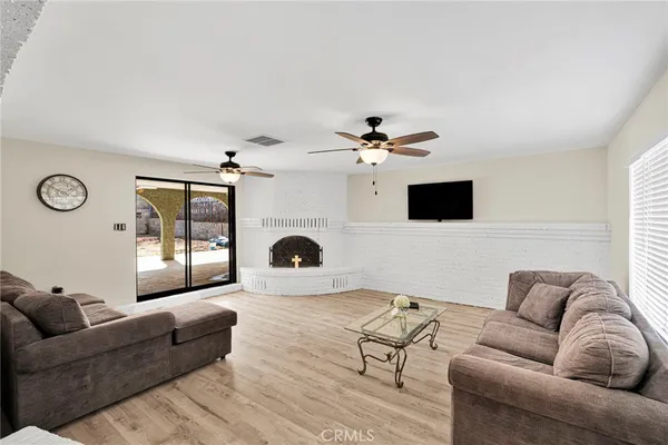 $279,000 | 912 Kelly Drive, Barstow, CA 92311