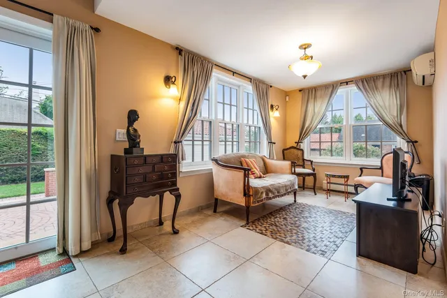 $2,238,000 | 33-47 158th Street | Murray Hill - Flushing