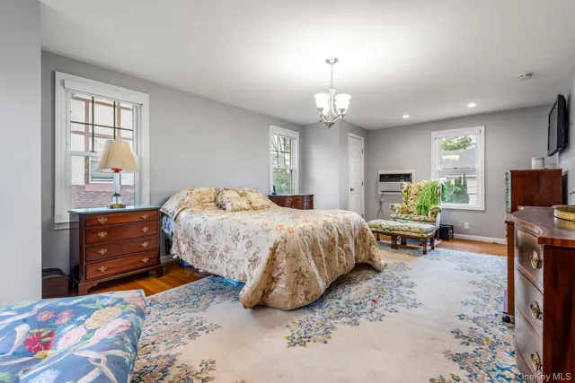 $2,238,000 | 33-47 158th Street | Murray Hill - Flushing