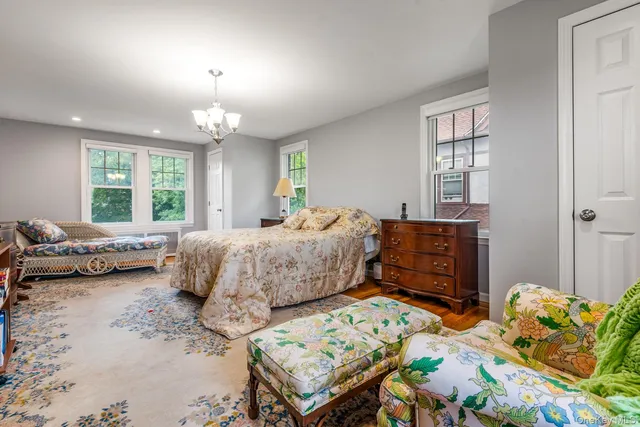 $2,238,000 | 33-47 158th Street | Murray Hill - Flushing