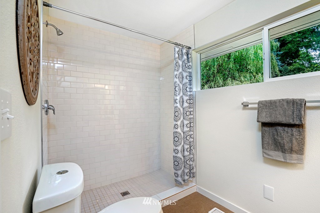 1728 194th Street Southeast Bothell, WA 98012 - Photo 14 of 25